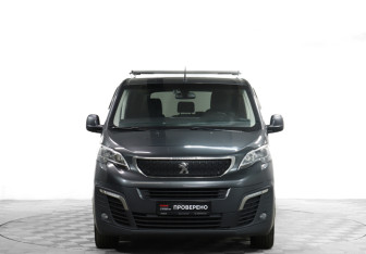 Подержанный автомобиль Peugeot Traveller 2021 года (2 фото)