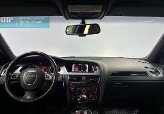 Подержанный автомобиль Audi A4 Sedan 2008 года (12 фото)
