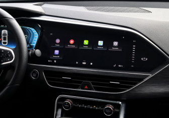 Подержанный автомобиль Geely Tugella 2022 года (13 фото)