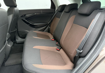 Подержанный автомобиль LADA (ВАЗ) Vesta Wagon 2019 года (11 фото)