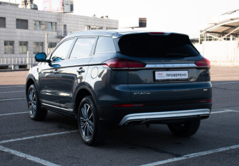 Подержанный автомобиль Geely Atlas Pro 2022 года (7 фото)