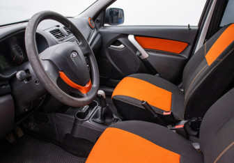 Подержанный автомобиль LADA (ВАЗ) Kalina Wagon 2017 года (9 фото)