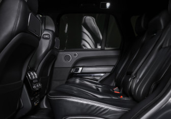 Подержанный автомобиль Land Rover Range Rover 2016 года (12 фото)