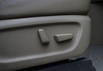 Подержанный автомобиль Kia Carnival 2018 года (10 фото)