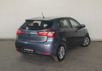 Подержанный автомобиль Kia Rio Hatchback 2012 года (5 фото)