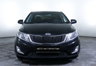 Подержанный автомобиль Kia Rio Sedan 2014 года (2 фото)