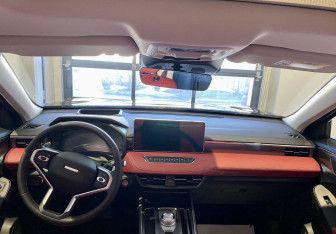 Новый Haval Jolion 2025 (9 фото)