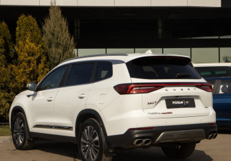 Подержанный автомобиль Chery Tiggo 8 Pro Max 2023 года (5 фото)