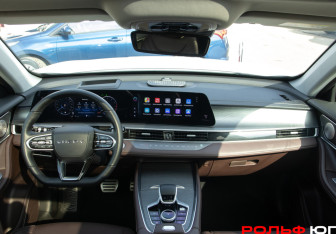 Подержанный автомобиль Chery Tiggo 8 Pro Max 2023 года (12 фото)