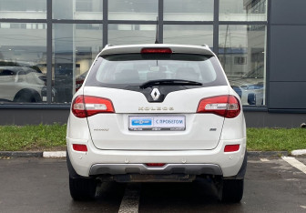 Подержанный автомобиль Renault Koleos 2014 года (6 фото)