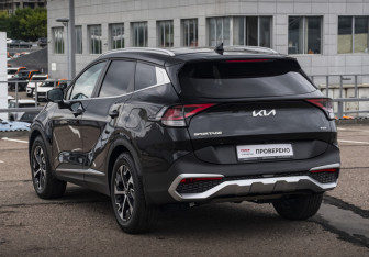 Подержанный автомобиль Kia Sportage 2022 года (7 фото)