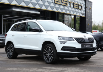Подержанный автомобиль Skoda Karoq 2020 года (3 фото)