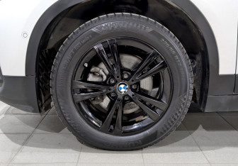 Подержанный автомобиль BMW X2 2018 года (18 фото)