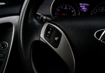Подержанный автомобиль Hyundai i30 Hatchback 2013 года (18 фото)