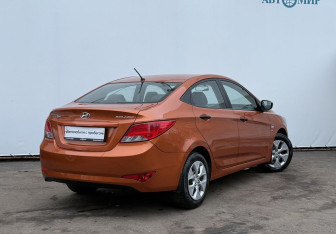 Подержанный автомобиль Hyundai Solaris Sedan 2014 года (5 фото)