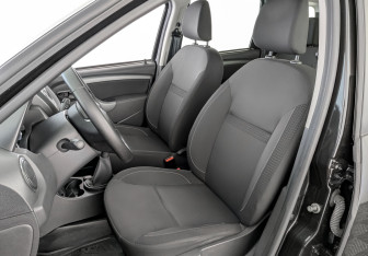 Подержанный автомобиль Renault Duster 2019 года (20 фото)