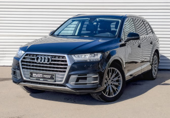 Подержанный автомобиль Audi Q7 2016 года (1 фото)