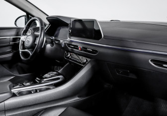 Подержанный автомобиль Hyundai Sonata 2021 года (9 фото)