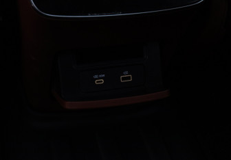 Подержанный автомобиль Voyah Free 2023 года (12 фото)