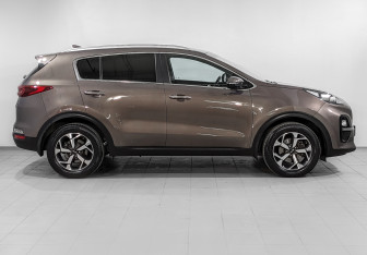 Подержанный автомобиль Kia Sportage 2018 года (4 фото)