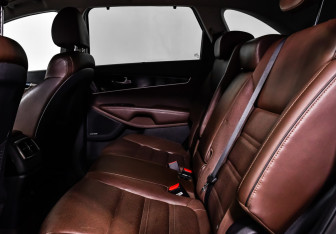 Подержанный автомобиль Kia Sorento 2019 года (12 фото)