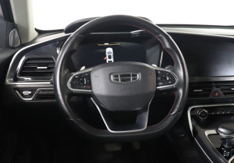 Подержанный автомобиль Geely Tugella 2021 года (18 фото)