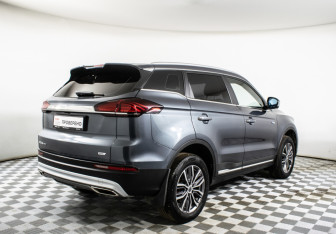 Подержанный автомобиль Geely Atlas Pro 2021 года (5 фото)