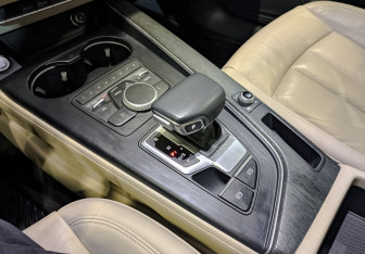 Подержанный автомобиль Audi A4 Sedan 2019 года (29 фото)