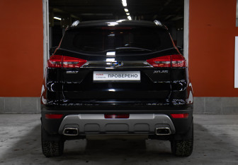 Подержанный автомобиль Geely Atlas 2020 года (6 фото)