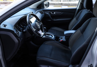 Подержанный автомобиль Nissan Qashqai 2019 года (15 фото)