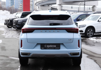 Подержанный автомобиль Exeed LX 2023 года (6 фото)