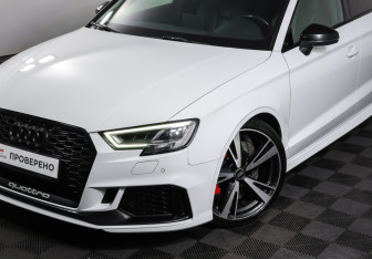 Подержанный автомобиль Audi RS 3 Sedan 2019 года (29 фото)