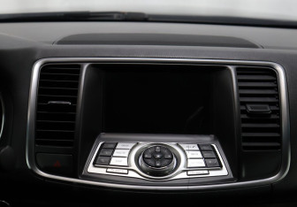 Подержанный автомобиль Nissan Teana 2012 года (14 фото)