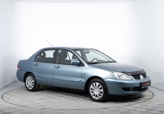 Подержанный автомобиль Mitsubishi Lancer Sedan 2007 года (3 фото)