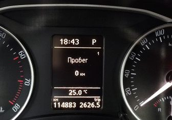 Подержанный автомобиль Skoda Octavia Liftback 2011 года (16 фото)