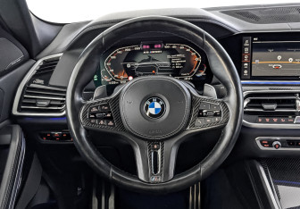 Подержанный автомобиль BMW X6 2022 года (22 фото)