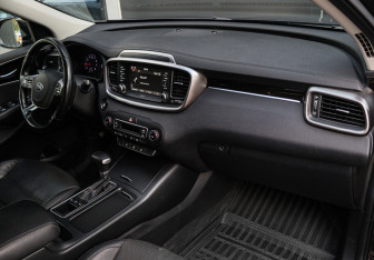 Подержанный автомобиль Kia Sorento 2019 года (7 фото)