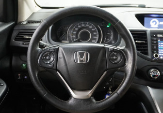 Подержанный автомобиль Honda CR-V 2014 года (10 фото)