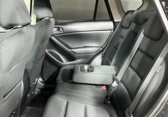Подержанный автомобиль Mazda CX-5 2012 года (9 фото)