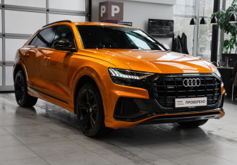 Подержанный автомобиль Audi Q8 2019 года (3 фото)