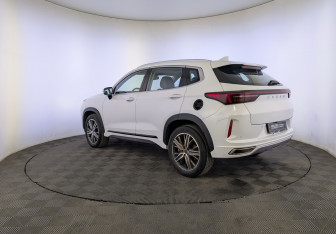 Подержанный автомобиль Exeed LX 2022 года (7 фото)