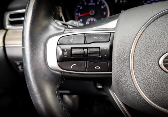 Подержанный автомобиль Kia K5 2021 года (27 фото)