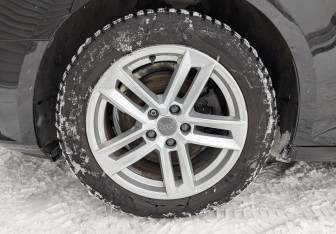 Подержанный автомобиль Audi A4 Sedan 2019 года (12 фото)