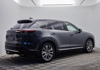 Подержанный автомобиль Mazda CX-9 2021 года (4 фото)