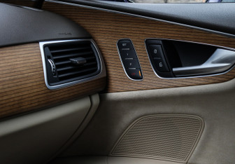 Подержанный автомобиль Audi A7 2016 года (29 фото)