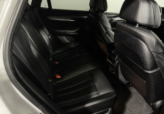 Подержанный автомобиль BMW X6 2019 года (14 фото)
