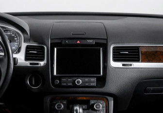 Подержанный автомобиль Volkswagen Touareg 2013 года (13 фото)