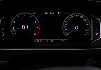 Подержанный автомобиль Volkswagen Tiguan 2021 года (11 фото)