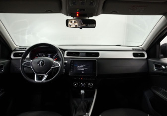 Подержанный автомобиль Renault Arkana 2022 года (11 фото)