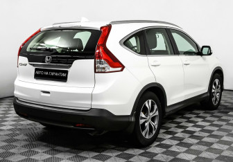 Подержанный автомобиль Honda CR-V 2013 года (5 фото)